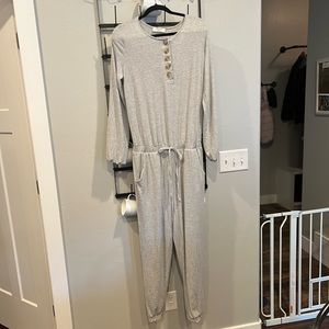 COPY - Zenana Long Sleeve Henley Jogger Jumpsuit
